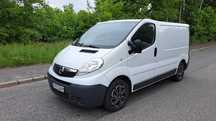 Opel Vivaro Trafic 2.0 dCi 15r