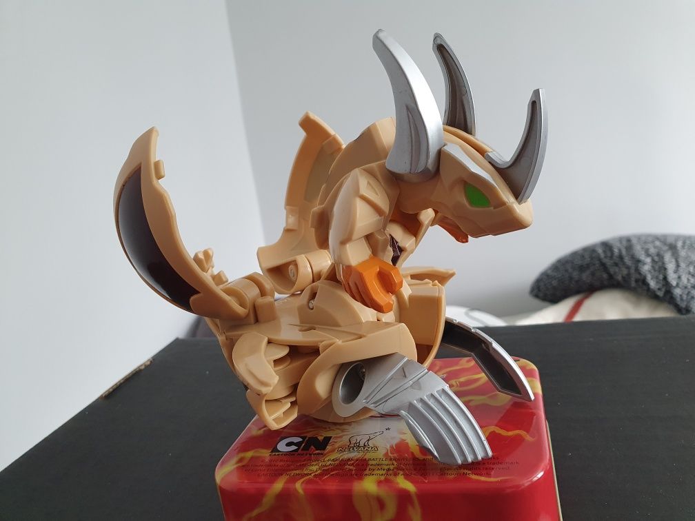 Bakugan duża figurka ze starej kolekcji