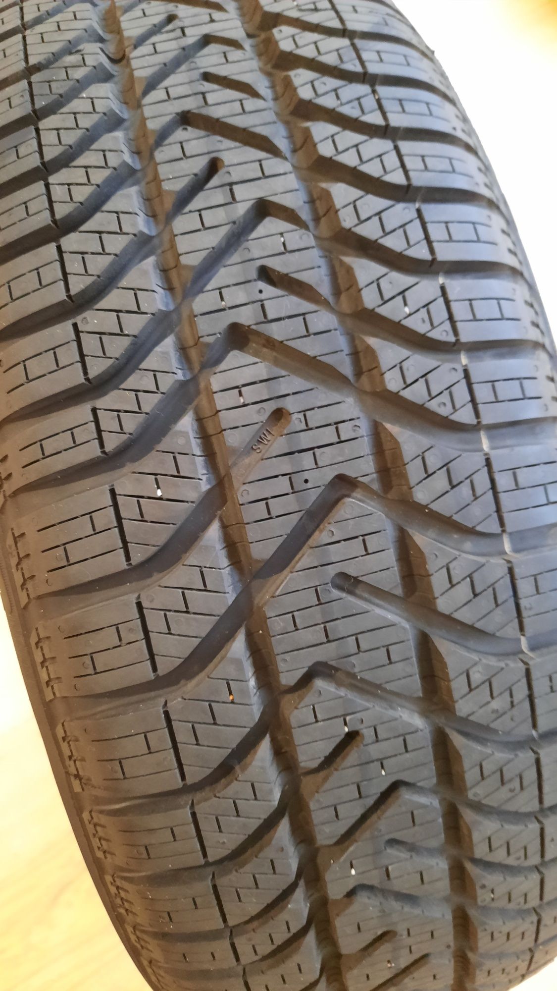 Pirelli SnowControl Serie III demo  195/55R17 92 H