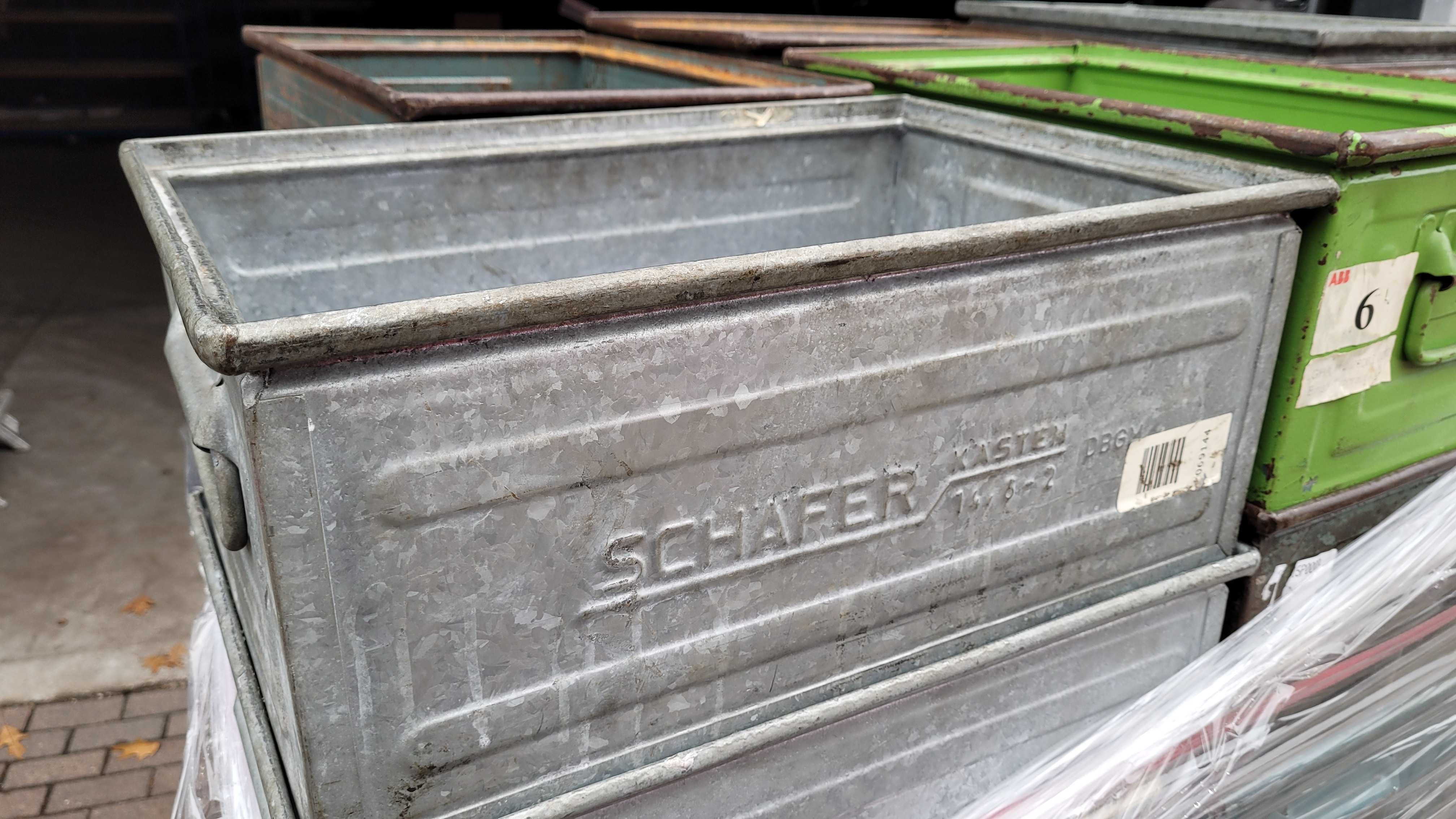 Pojemnik skrzynka metalowa kuweta Schafer 45x30x20 - używane