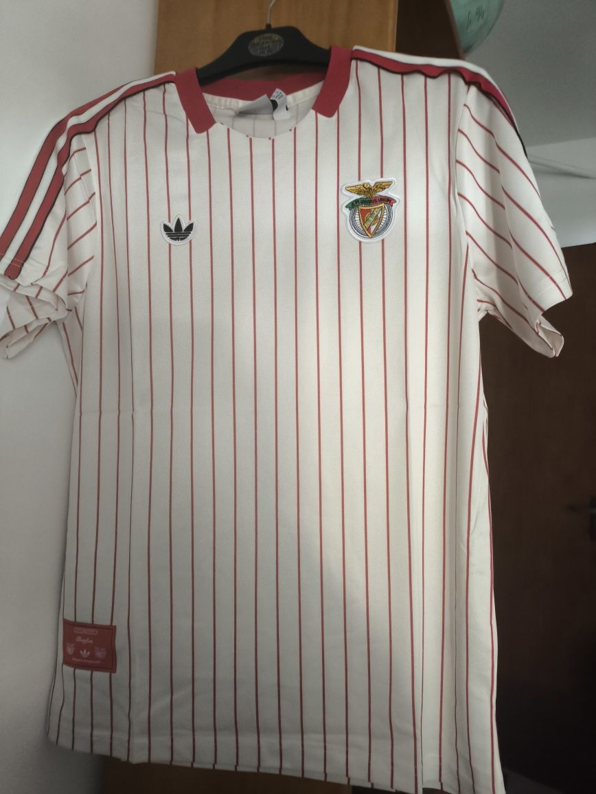 Camisola Benfica Riscas