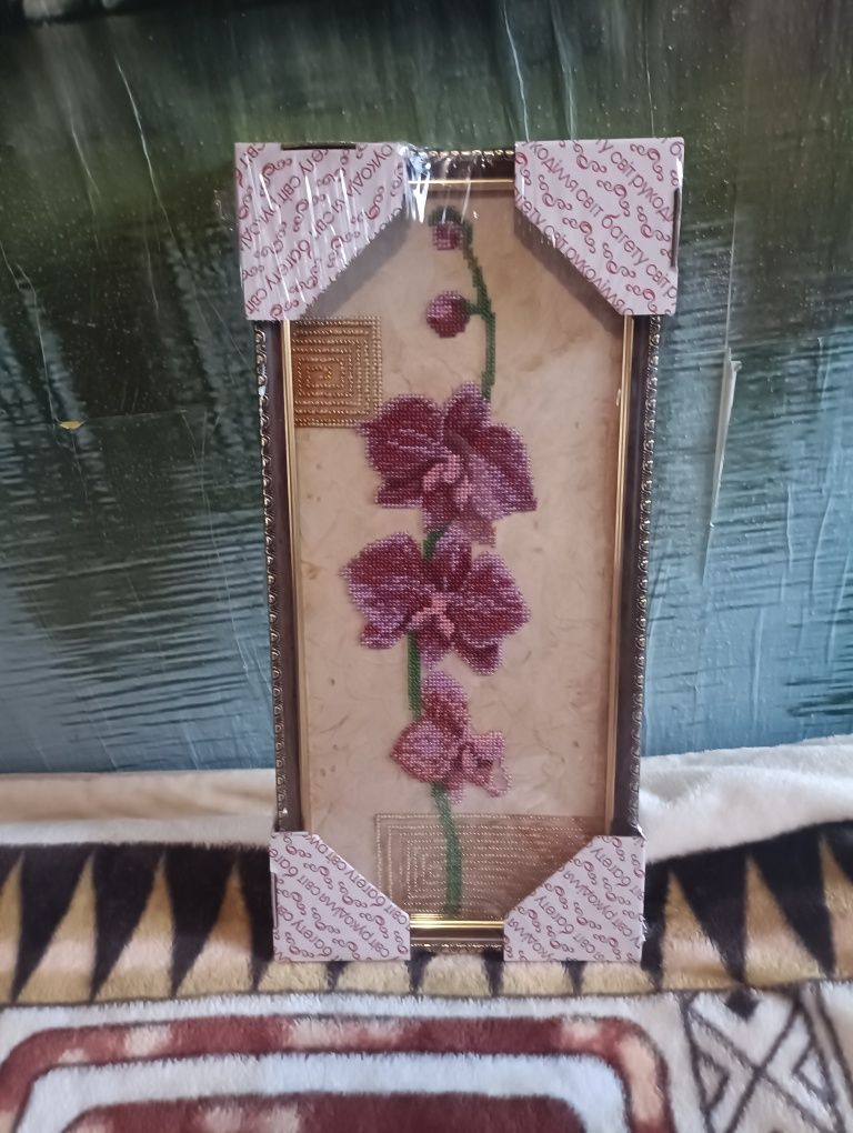 Картина вишита бісером орхідея, ручна робота