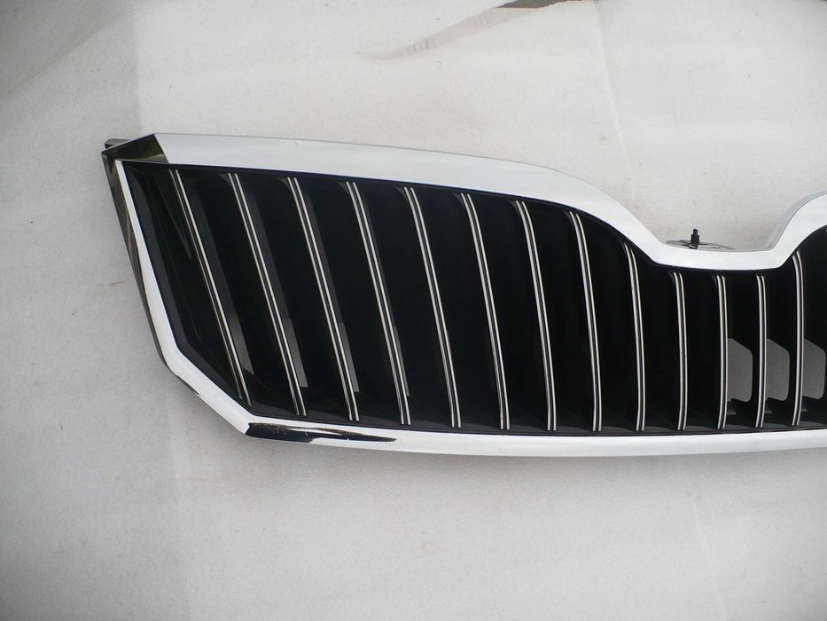 Skoda superb 2 lift grill atrapa