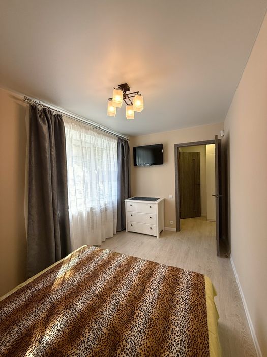 Реальна ! 2х кім квартира проспект Б.Хмельницького 30 / Поля / Центр