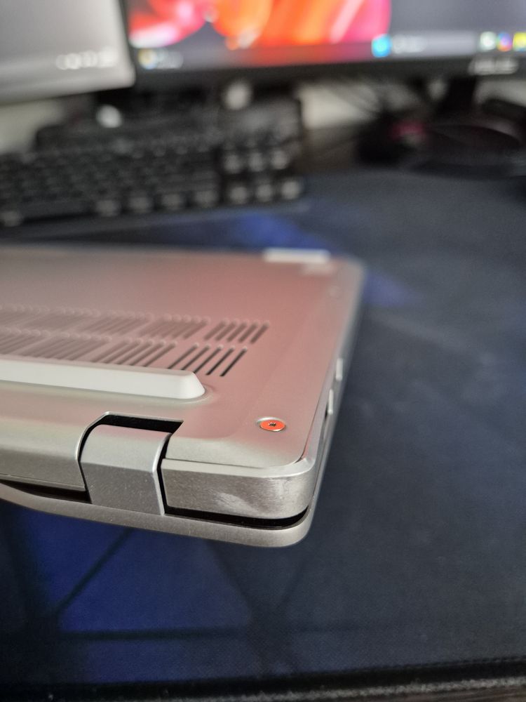 Продам ноутбук ASUS VIVOBOOK 15 OLED на гарантии!