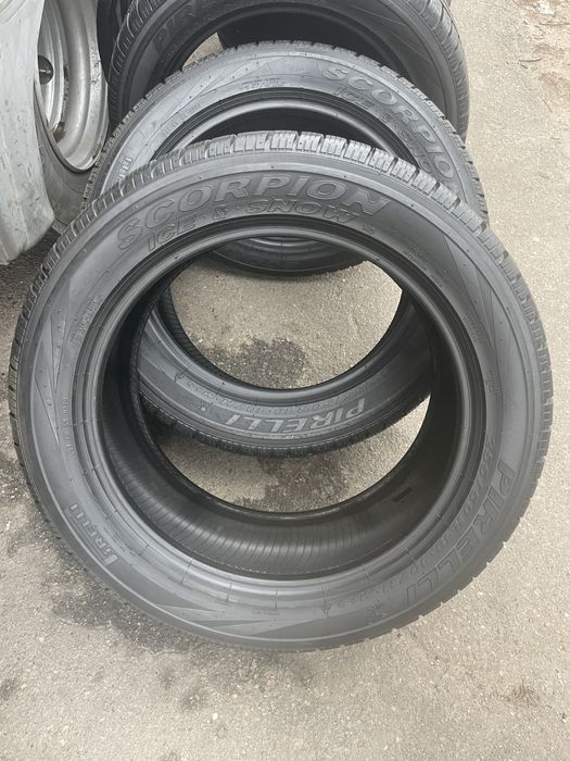Продаю зимние шыны 255-50 R19 Pirelli