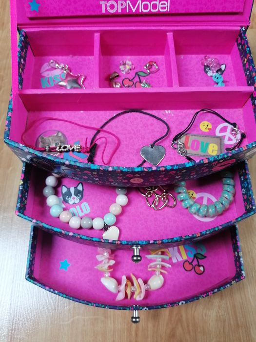 OKAZJA Top Model szkatułka duża + gratisy w środku
