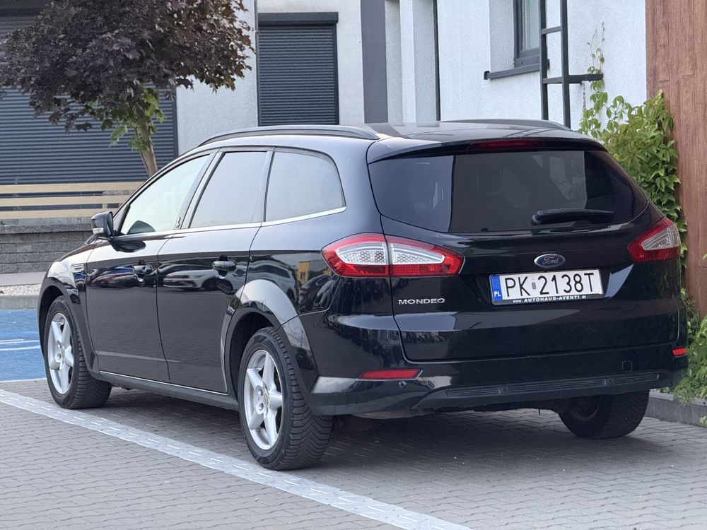 Ford Mondeo**2.0**140km**Wersja Champions League**Serwisowany**PIĘKNY