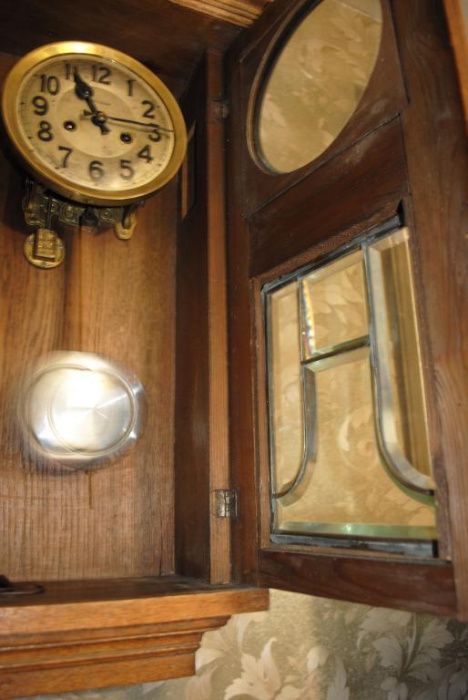 Часы антик подарок настенные. Густав Беккер робочий годинник з боєм