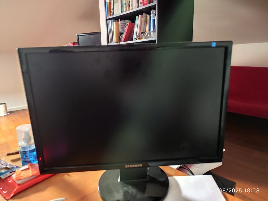 Monitor Samsung VGA ONLY 22"