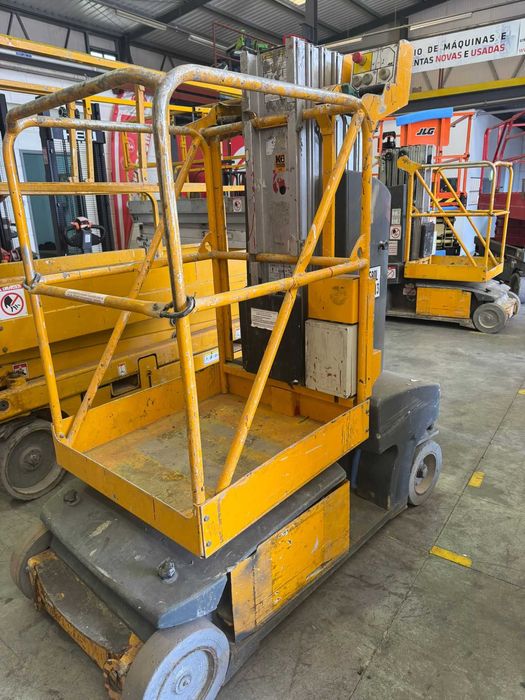 Plataforma elevatoria 8M JLG Toucan Junior (USADA)