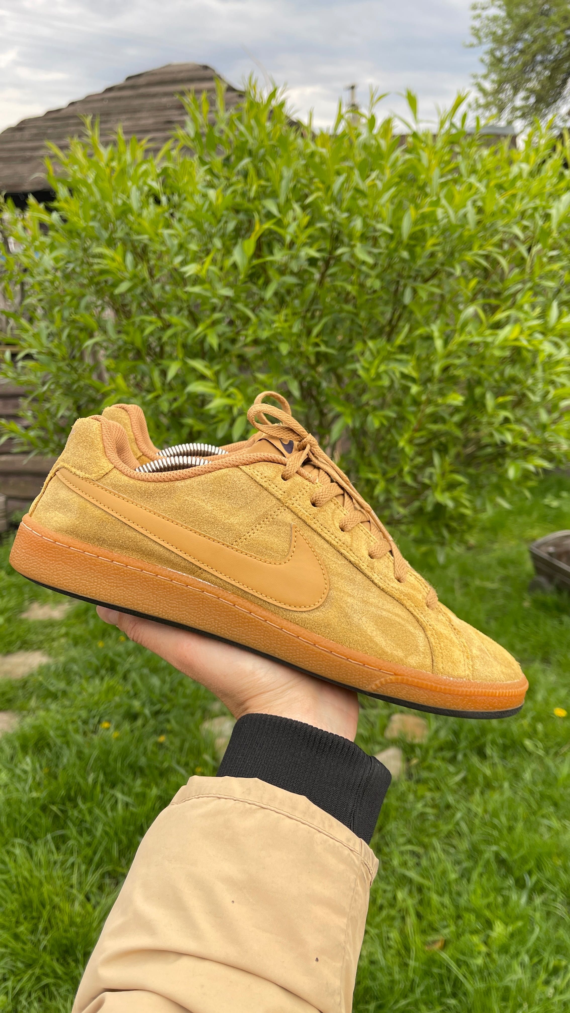 Оригінальні Чоловічі Кросівки Nike Court Royale Suede Розмір 44