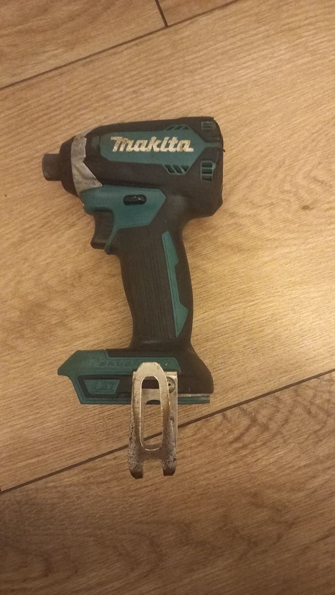 Klucz udarowy Makita DTD153Z 1/4" 170Nm 18V