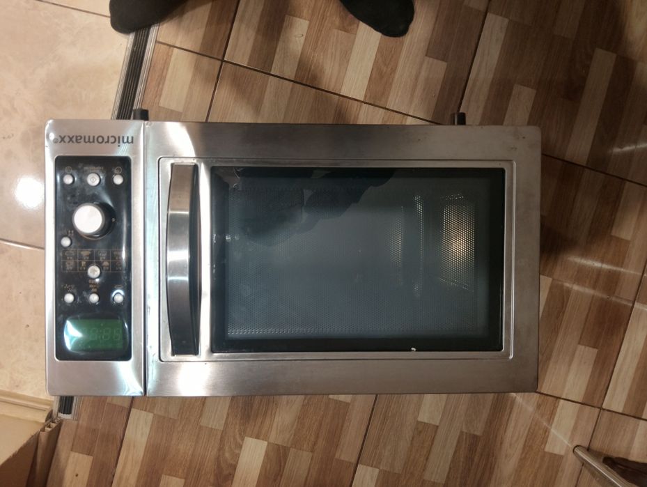 Мікрохвильовка з нержавійки