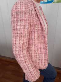 Брендовий жіночий піджак , розмір M