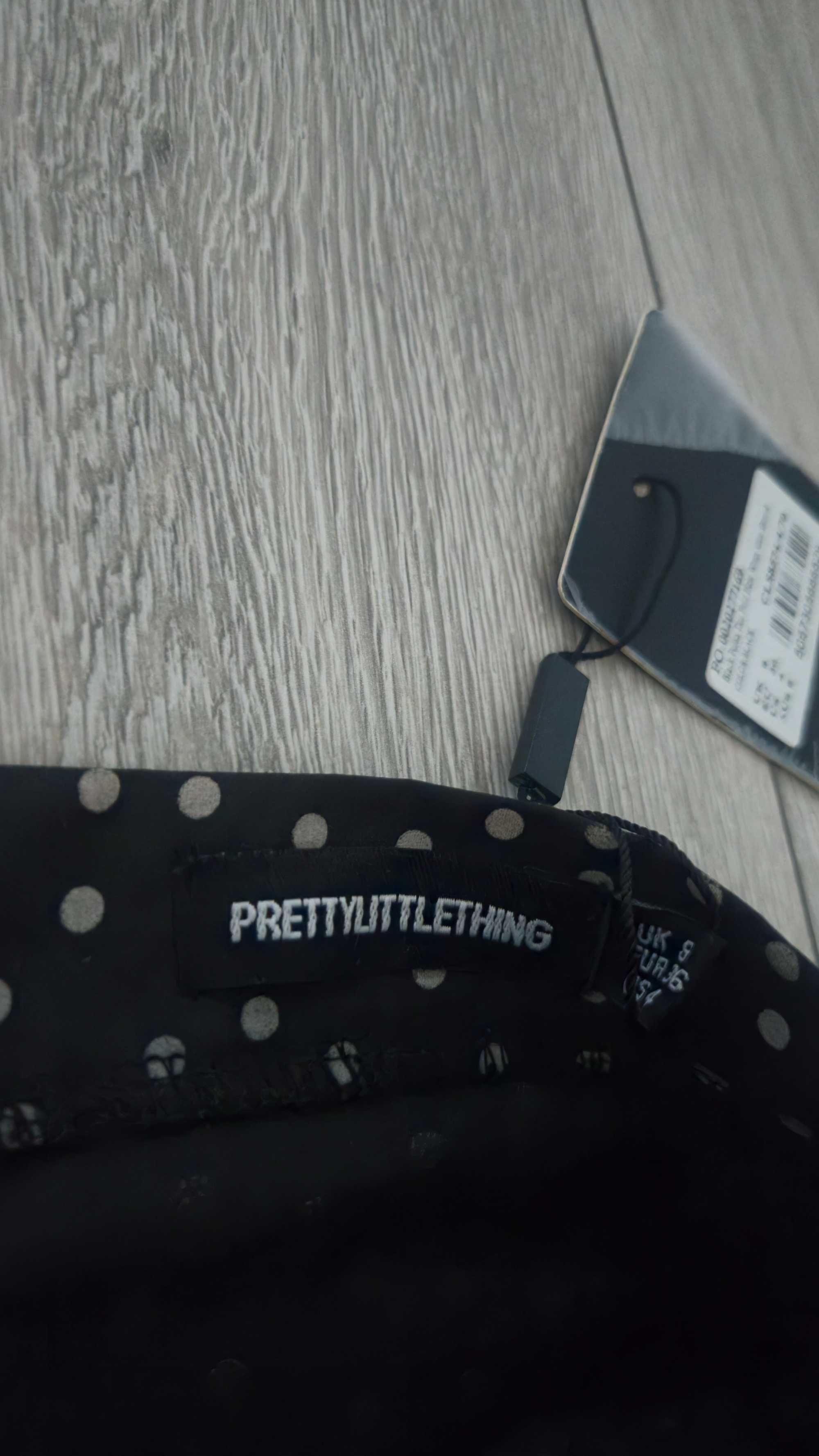 Spódniczka PrettyLittleThing S