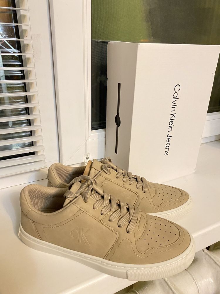 Кросівки  Calvin Klein Jeans 39,40 розмір