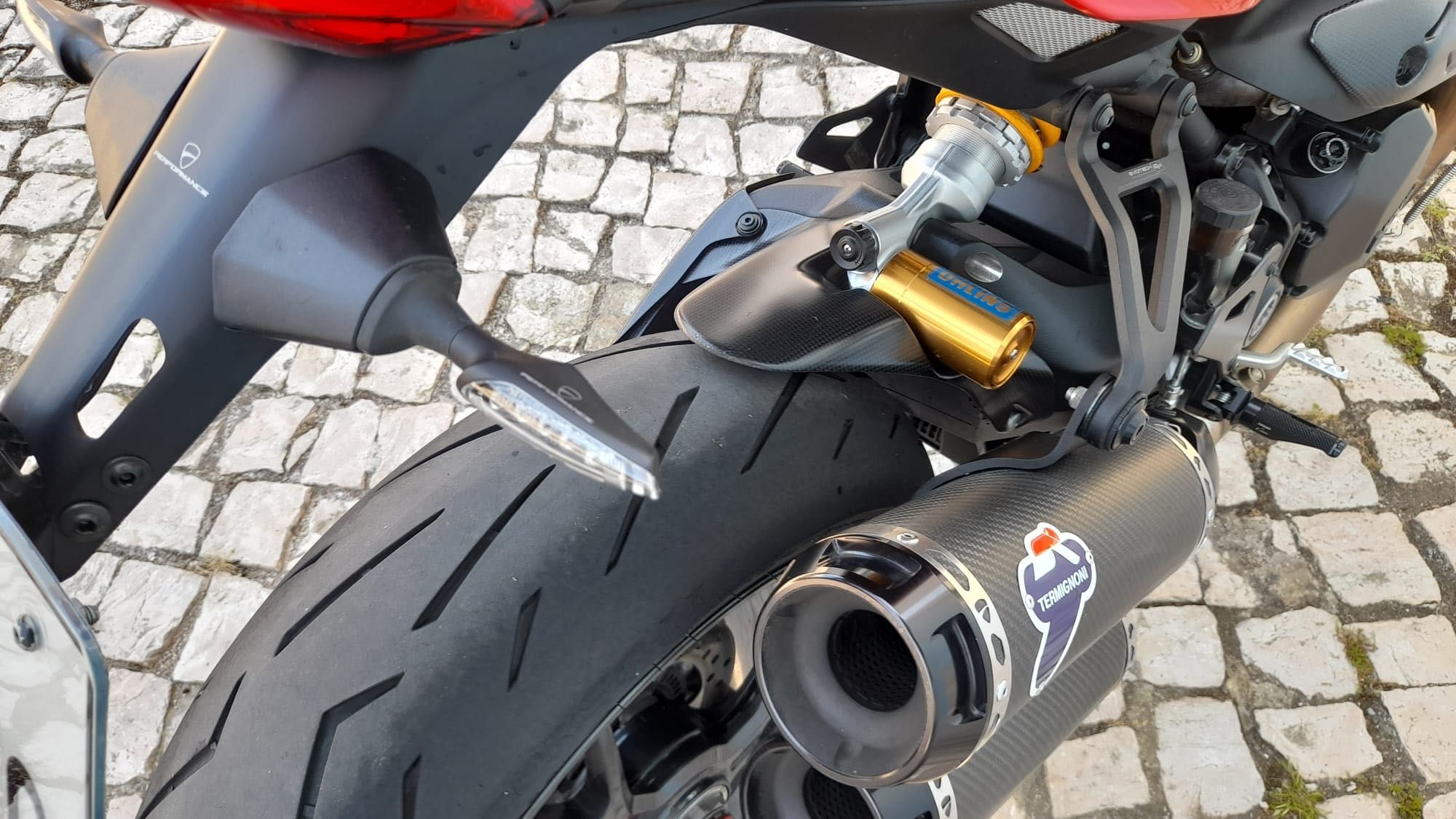DUCATI MONSTER 1200 R - FULL EXTRAS