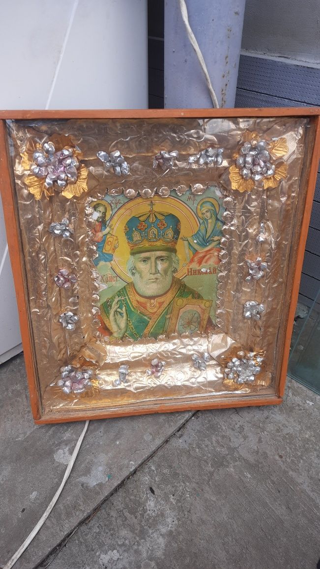 Продам старовинну ікону Миколая в обкладі