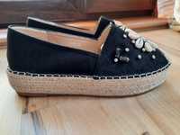 Espadryle na platformie