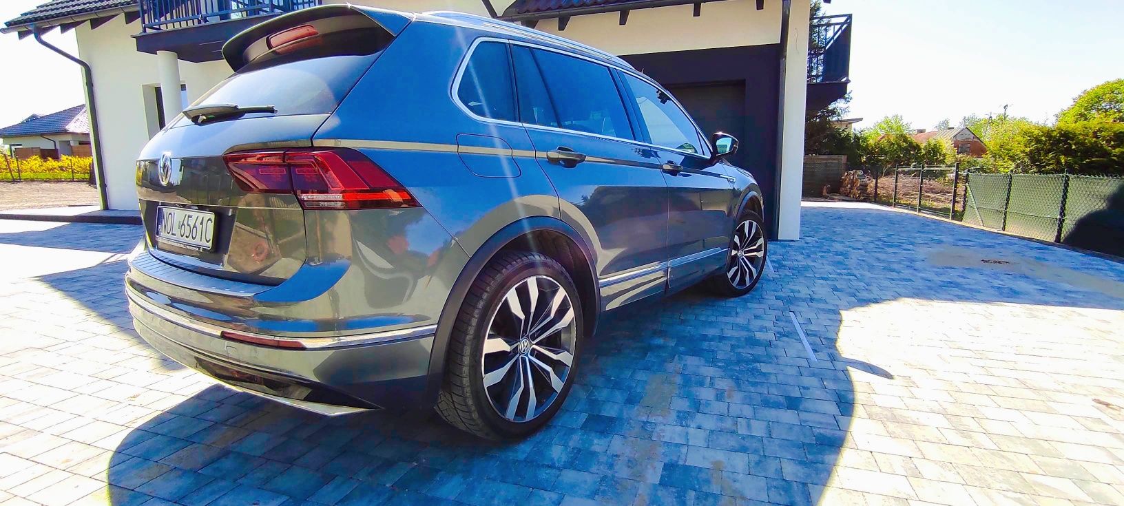 VW Tiguan R-line 2.0 TDI DSG ACC kam 360 HeadUp Wirtual Webasto Łopatk