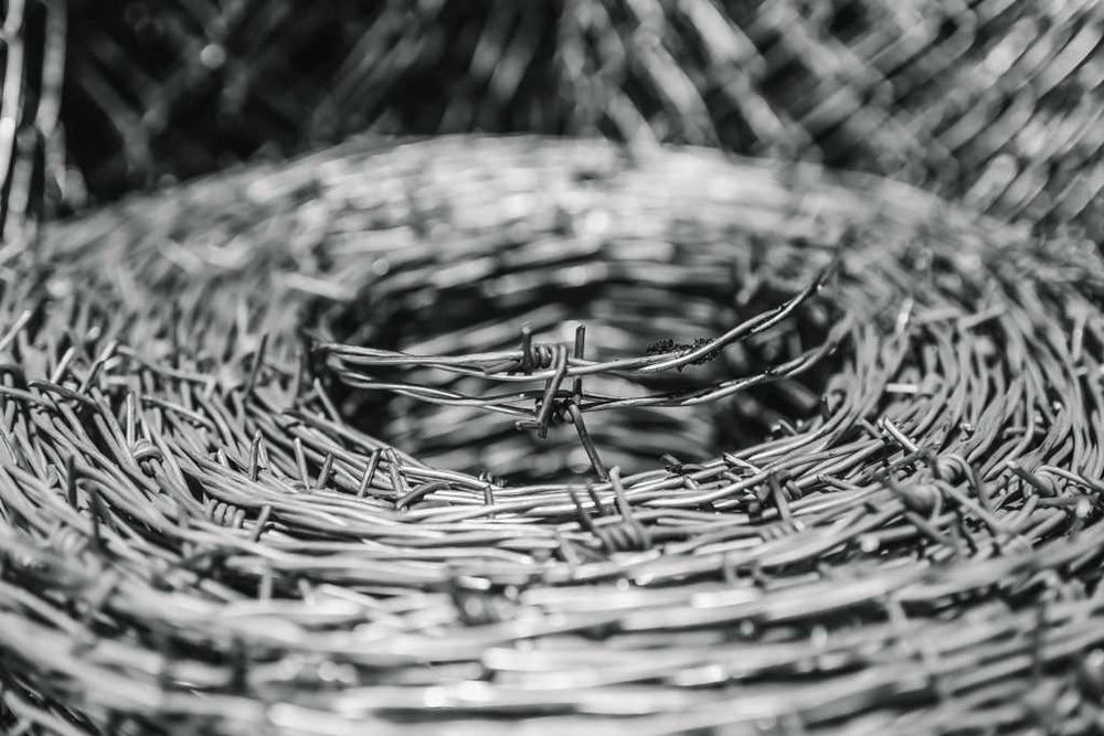 Дріт(Оцинкований, ПВХ, Відпалений дріт, колючий, двоосновний)