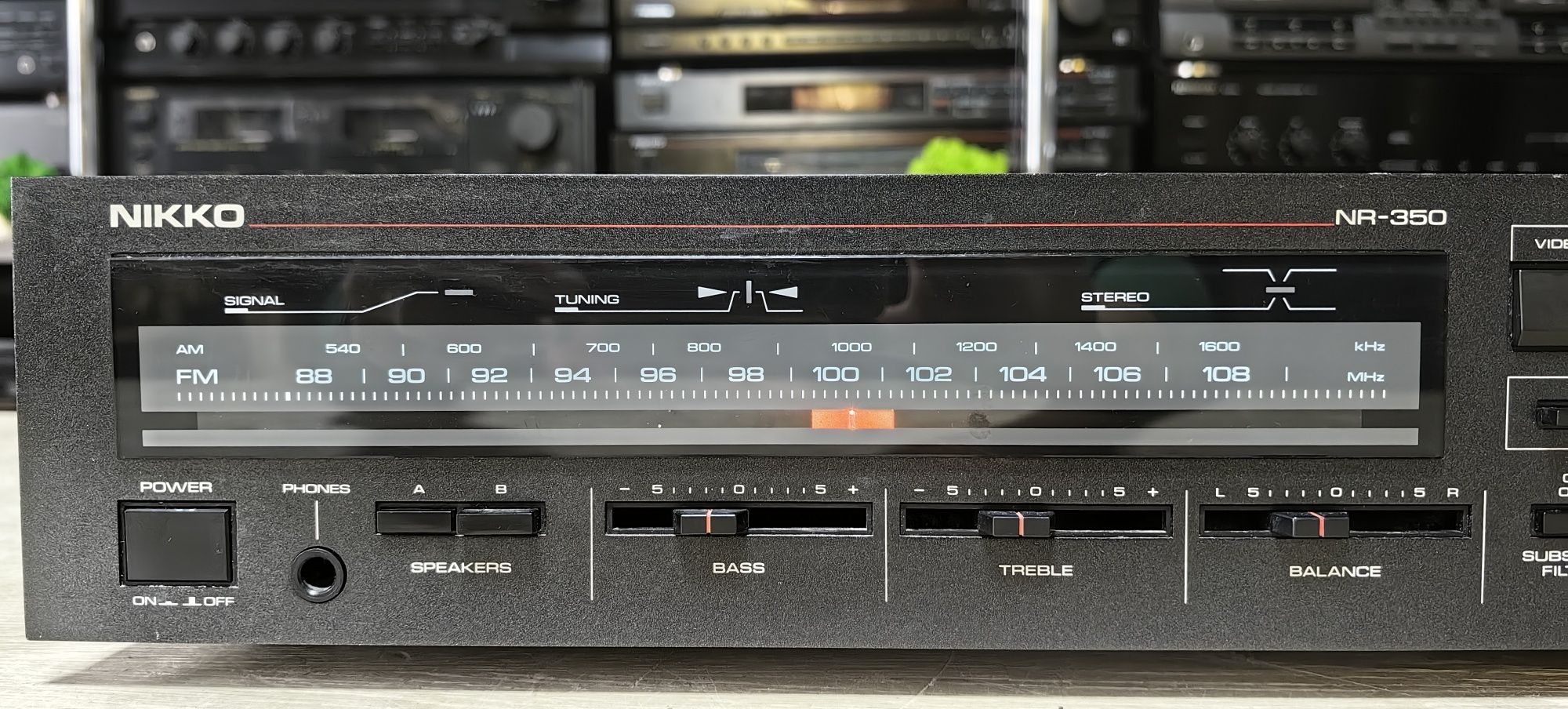 Ресивер Nikko NR-350/4Ω