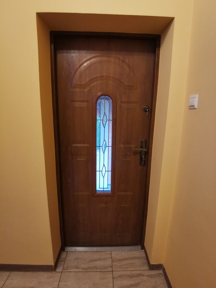 Drzwi wejściowe metalowe