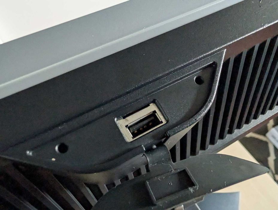 Monitor LCD 24" BenQ FP241W 1920x1200