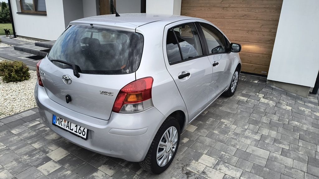 Toyota Yaris 2009 r. 1.0 benzyna klima