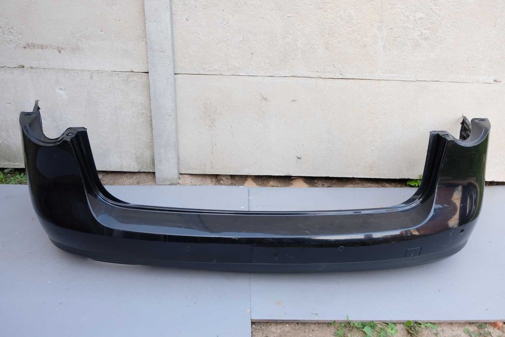 Zderzak tył Vw Passat B6 Kombi