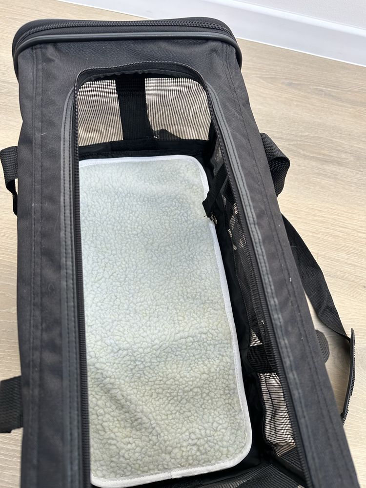 Amazon Basics transporter dla zwierząt 50x28x26cm