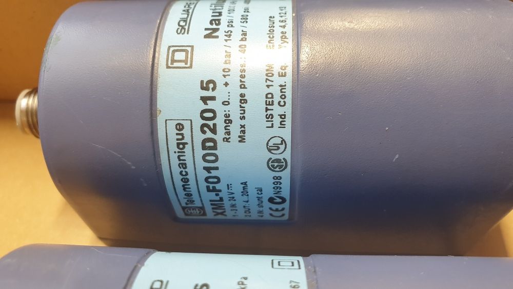 Czujnik ciśnienia XML-F010D2015  10 bar, G1/4, 24 V, 4..20mA  Nautilus