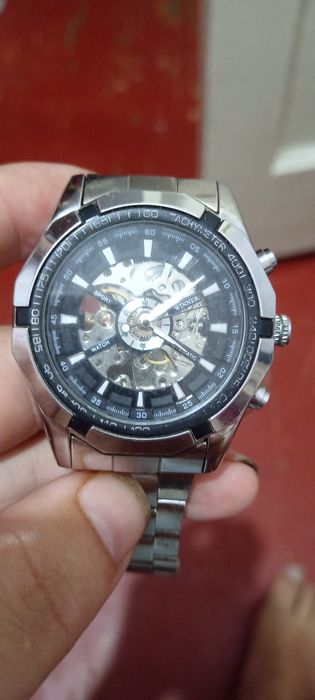 Нове механічні годинник (обмін)