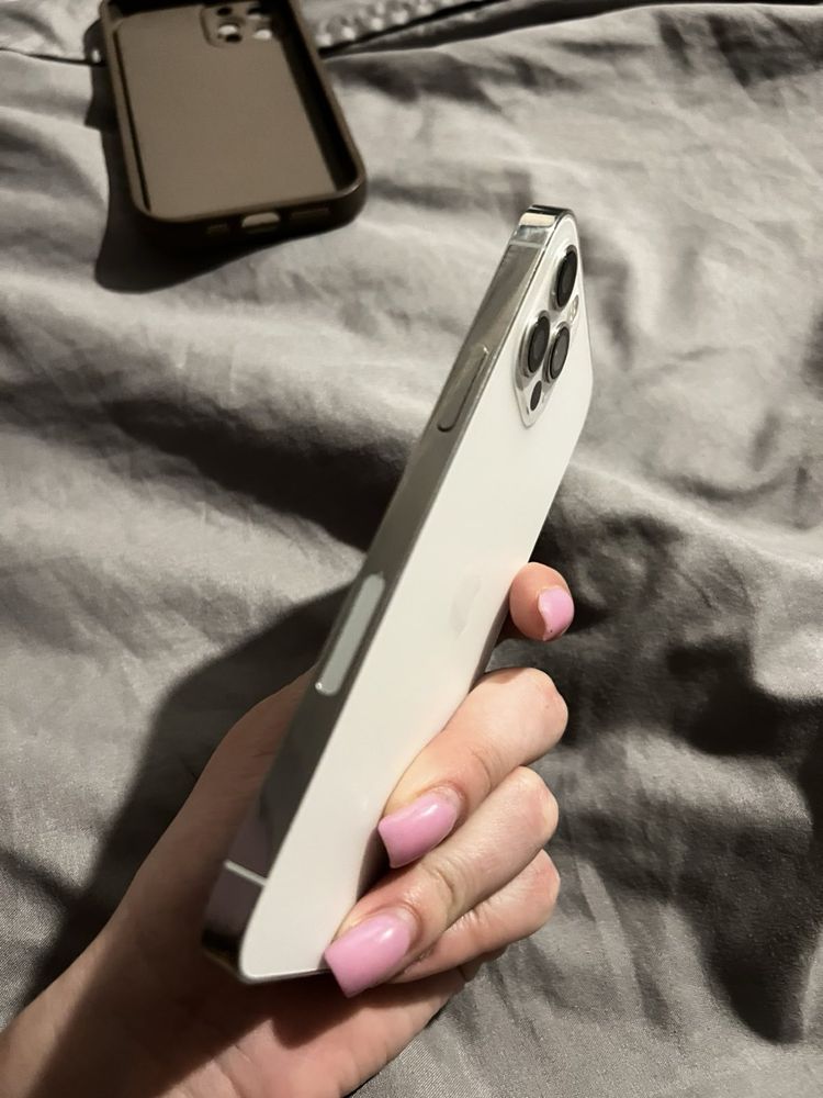 Iphone 12 pro 128 Ideal
