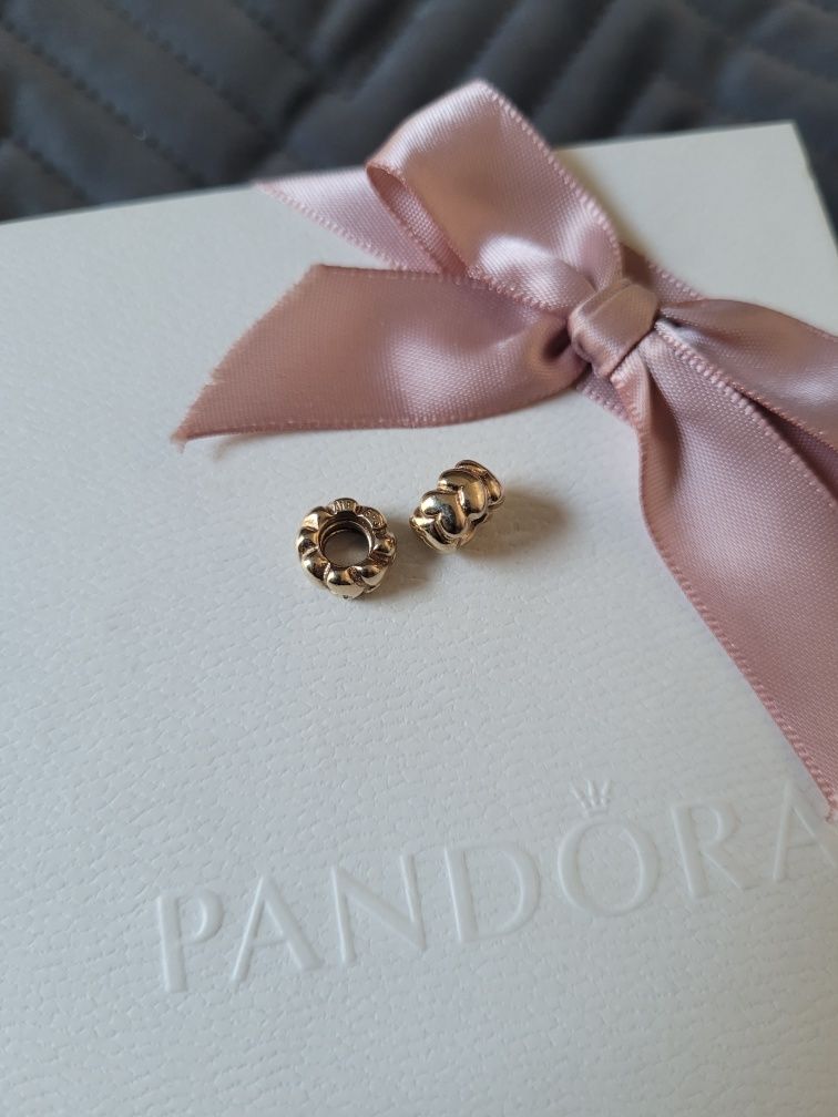 Pandora 2x złoty gold separator 14k serca 750201
L