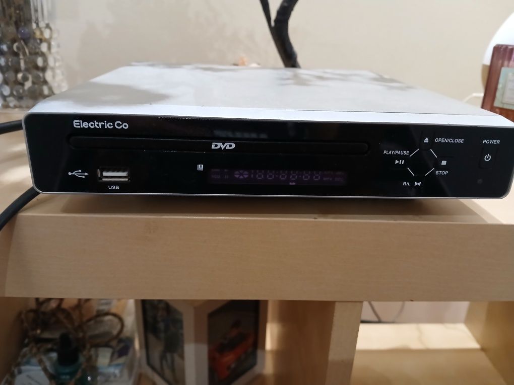 Leitor dvd pouco uso