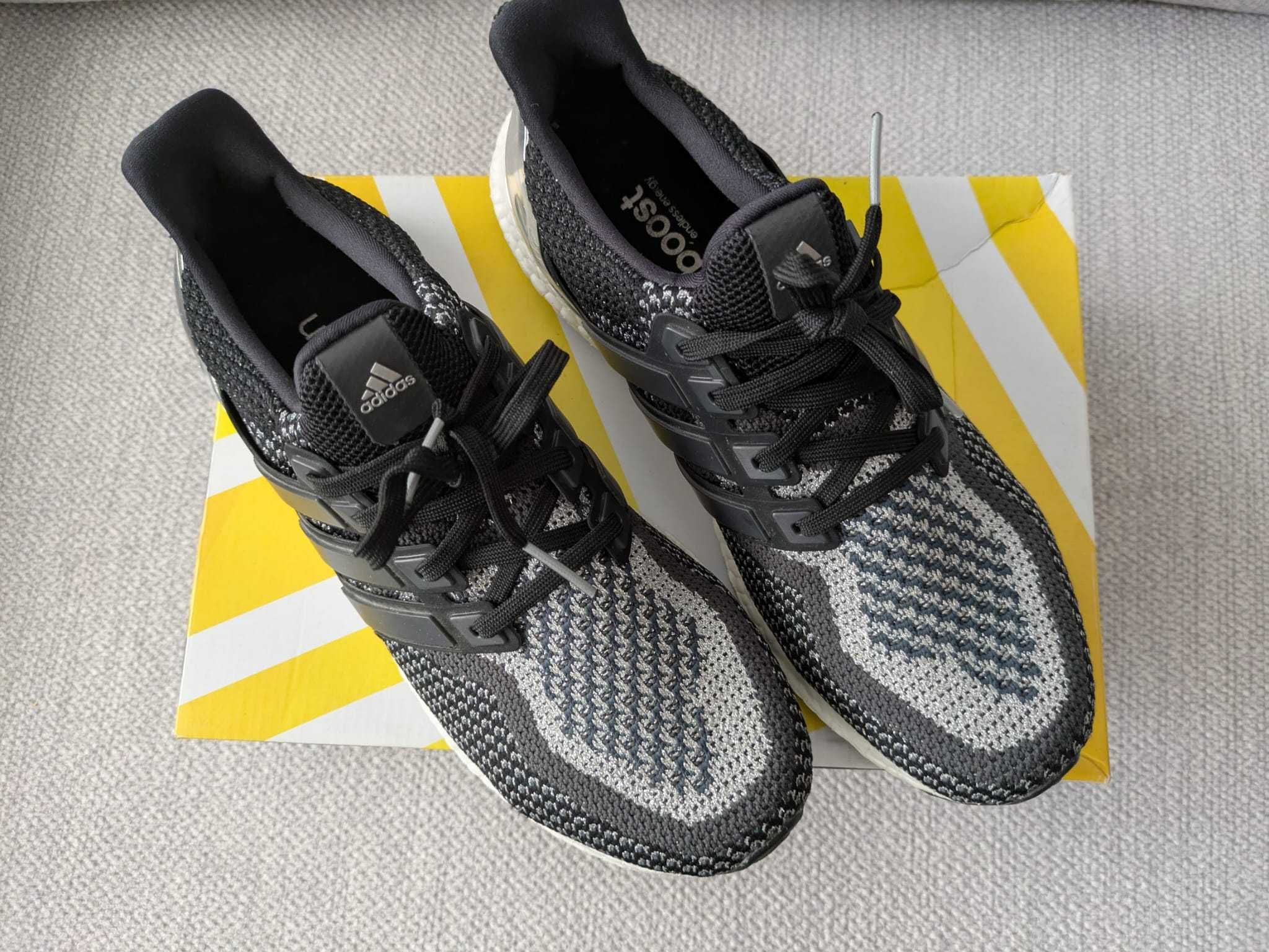 Sapatilhas ADIDAS UltraBOOST homem 43 1/3