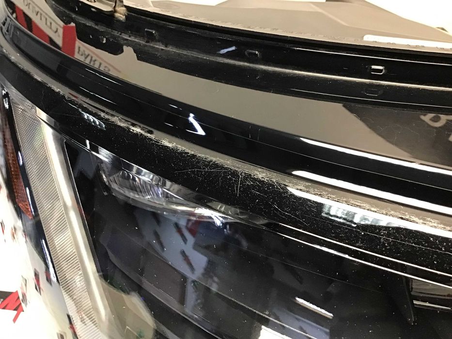 Передня права світодіодна фара Full Led Range Rover Vogue jk5213w029cd