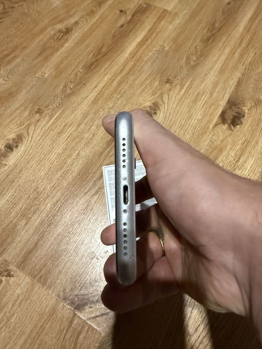 iPhone XR 64 GB | Stan bardzo dobry | Bateria 73% | OKAZJA!