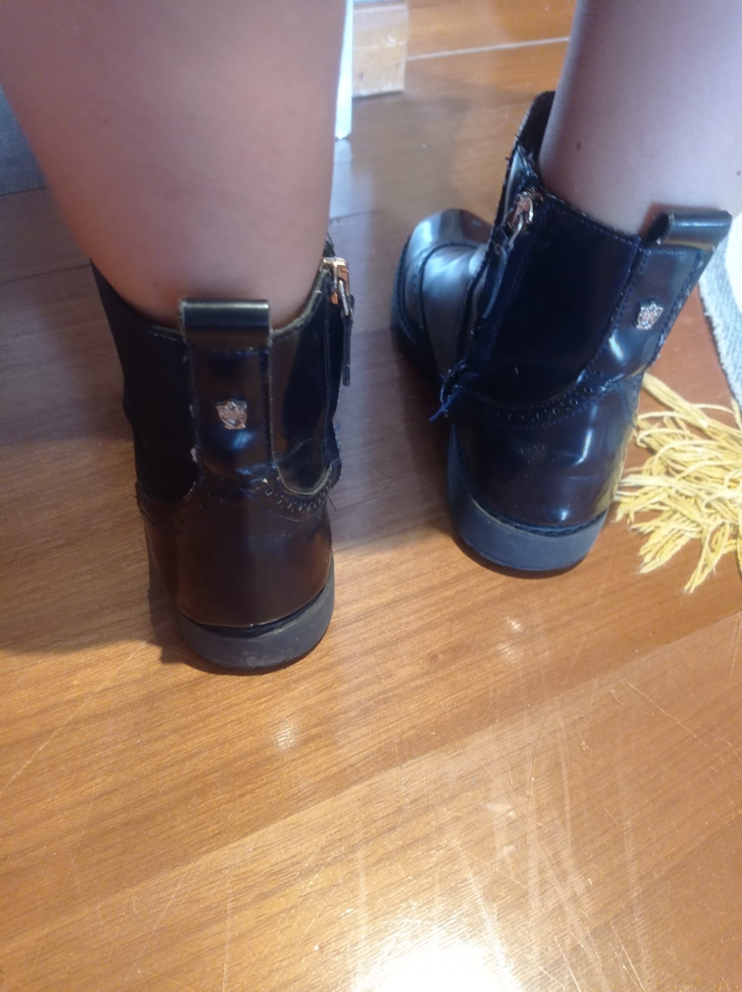 Roupa e botas massimo dutti