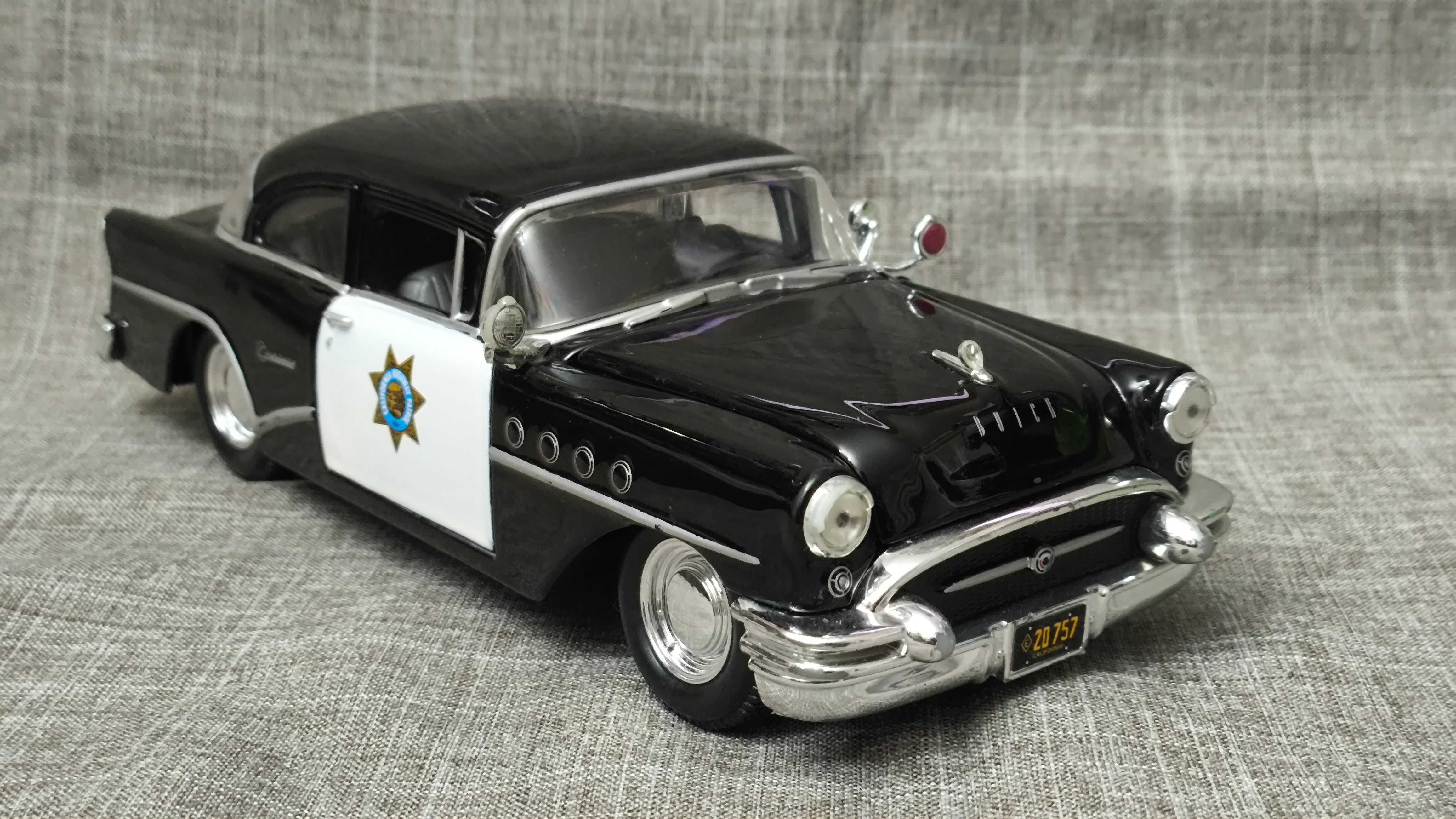 Машинка Buick Century 1955 Patrol 1/24 Maisto