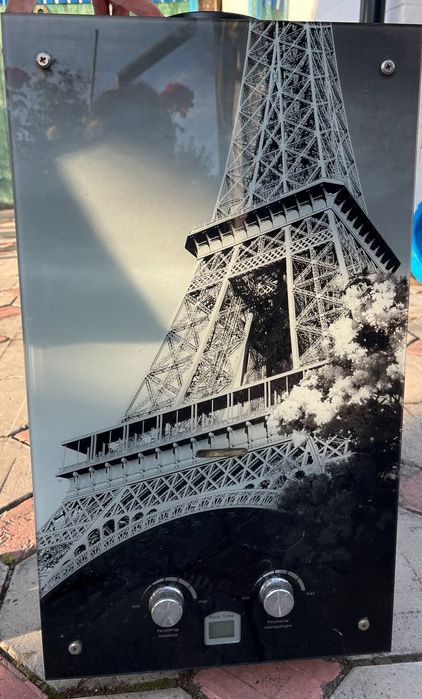 Продам газову колонку з зображенням Ейфелевої вежі