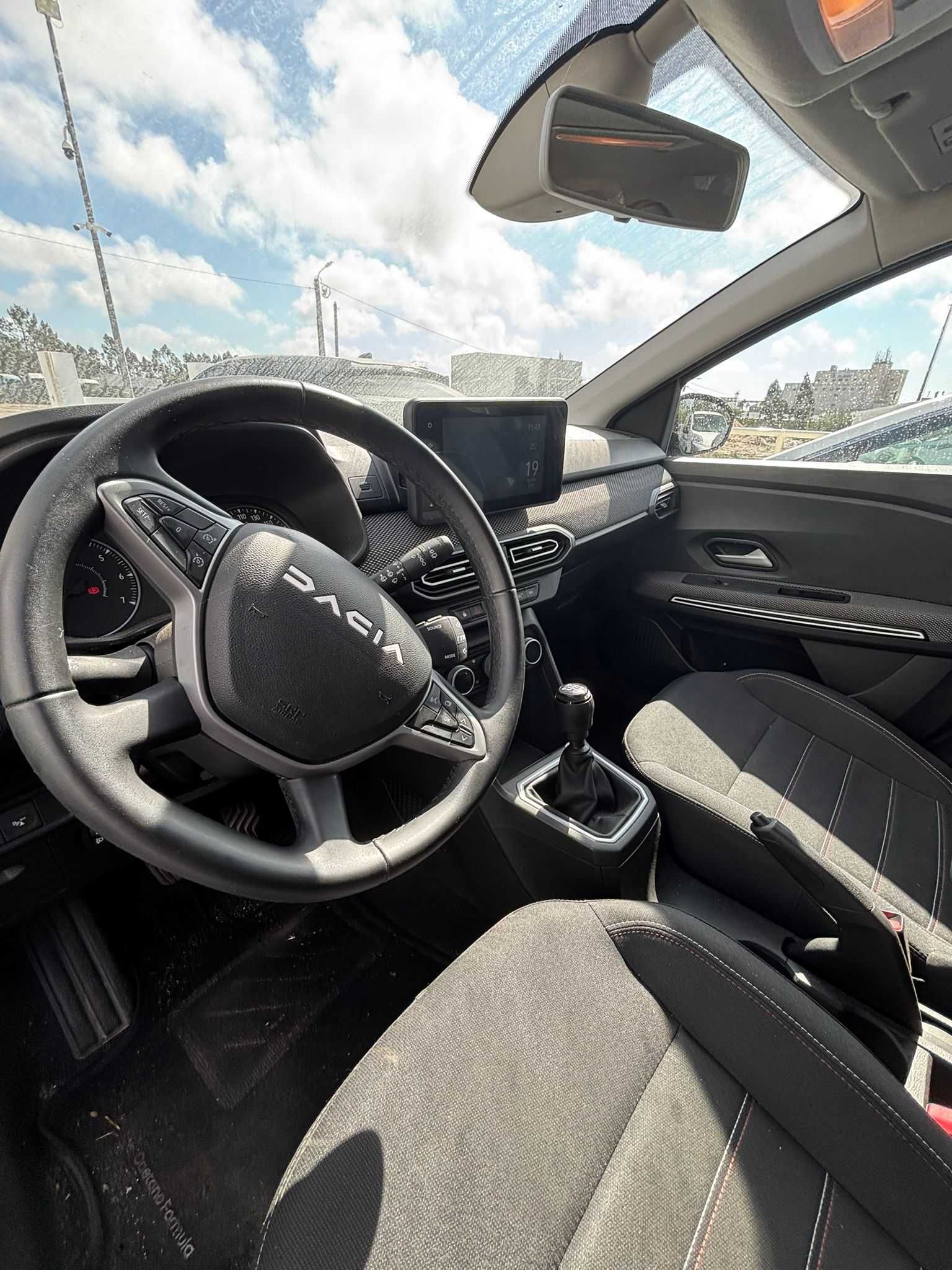 Dacia Jogger (999cc)