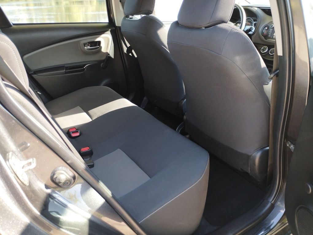 Toyota Yaris 1.0 gasolina 53000km 2020