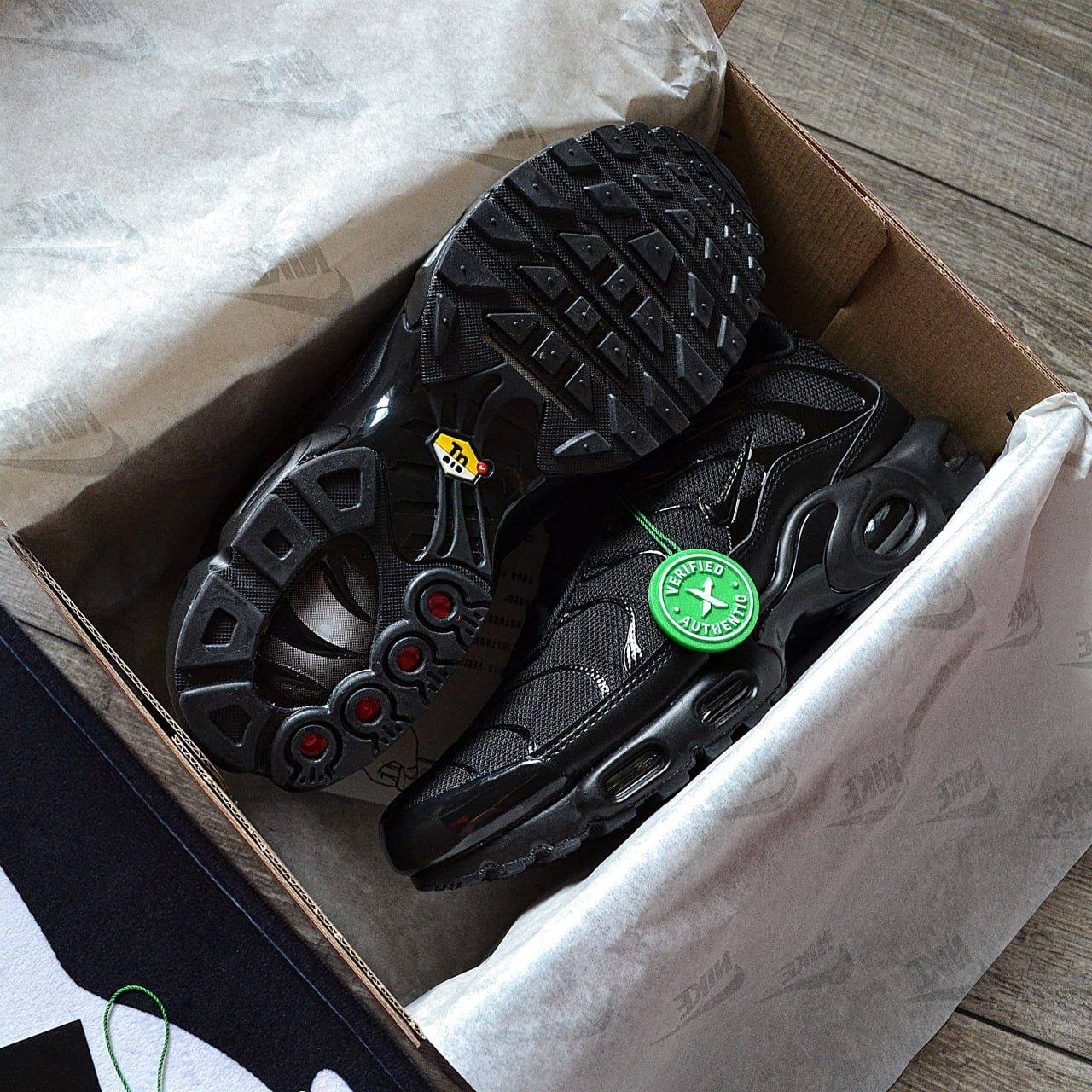 Кросівки Nike Air Max Plus Tn 'Black'