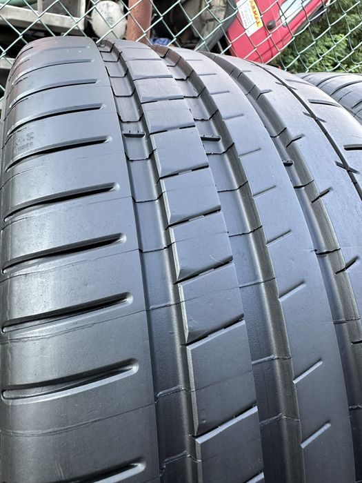 Michelin Pilot Super Sport 255/40/18 szt 2, rok 2023, jak Nowe !!