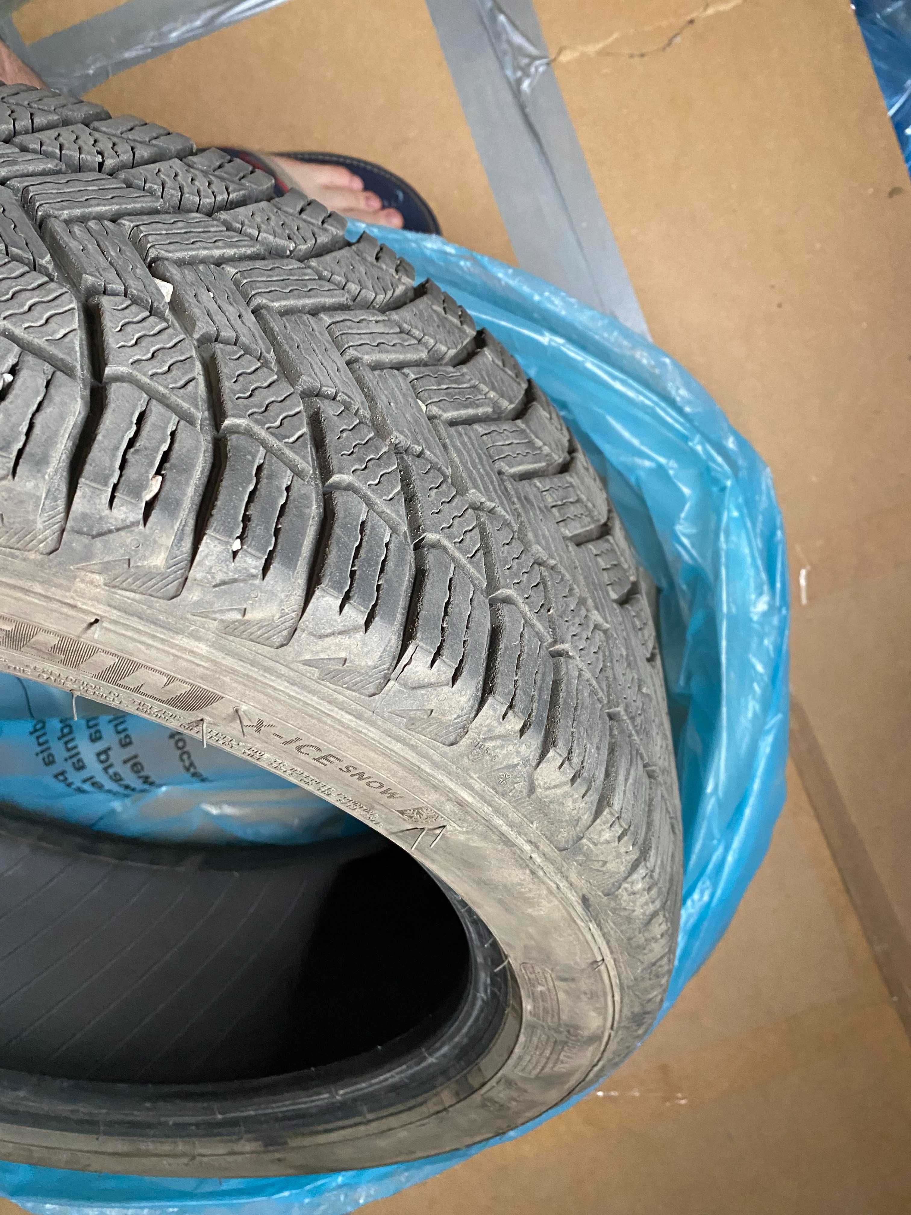 Шини Michelin X ICE Snow 215/45/R18 93H
