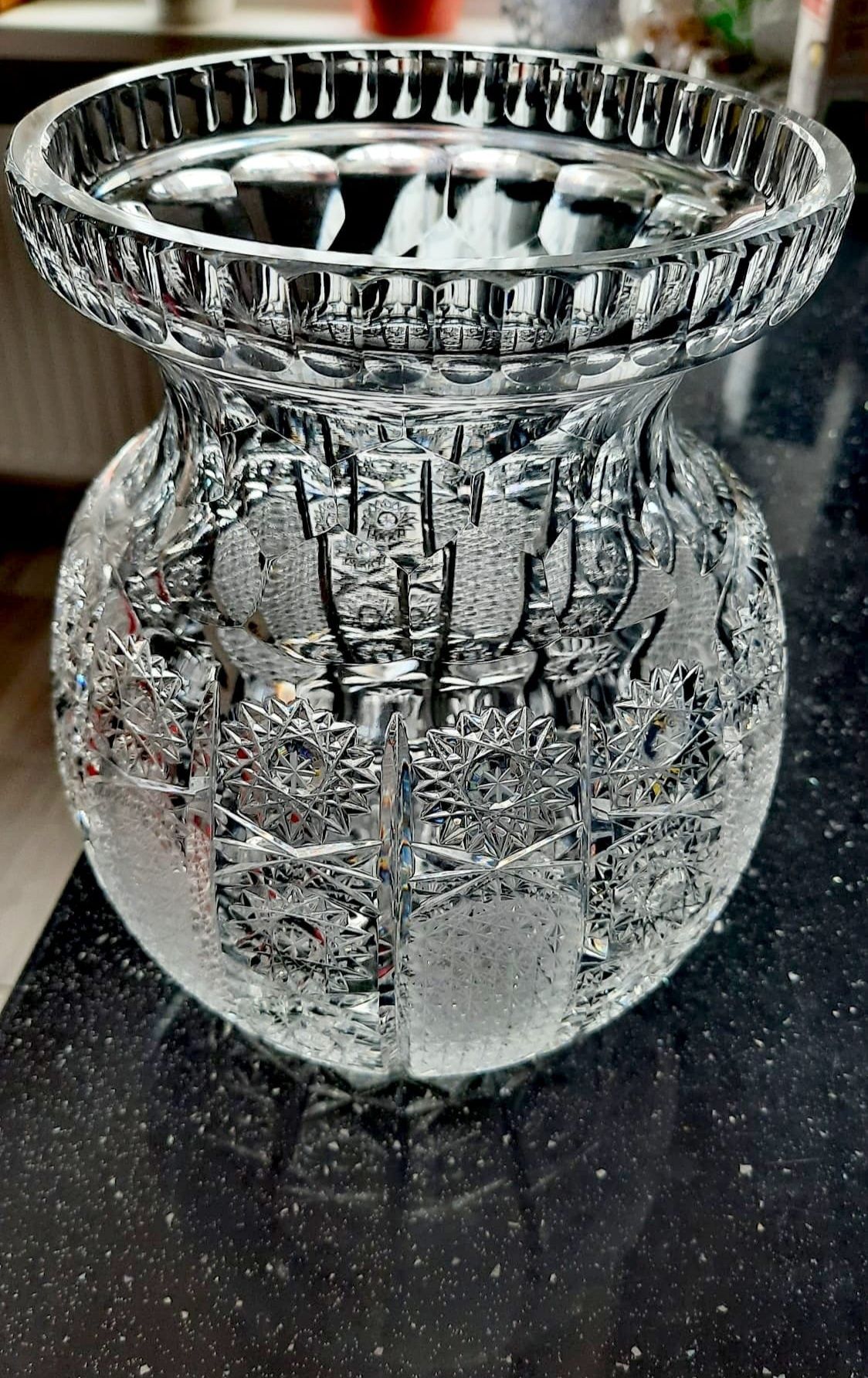 Śliczny, duży, wazon kryształowy PRL.