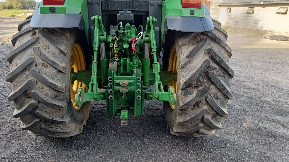 Sprzedam John Deere 6900